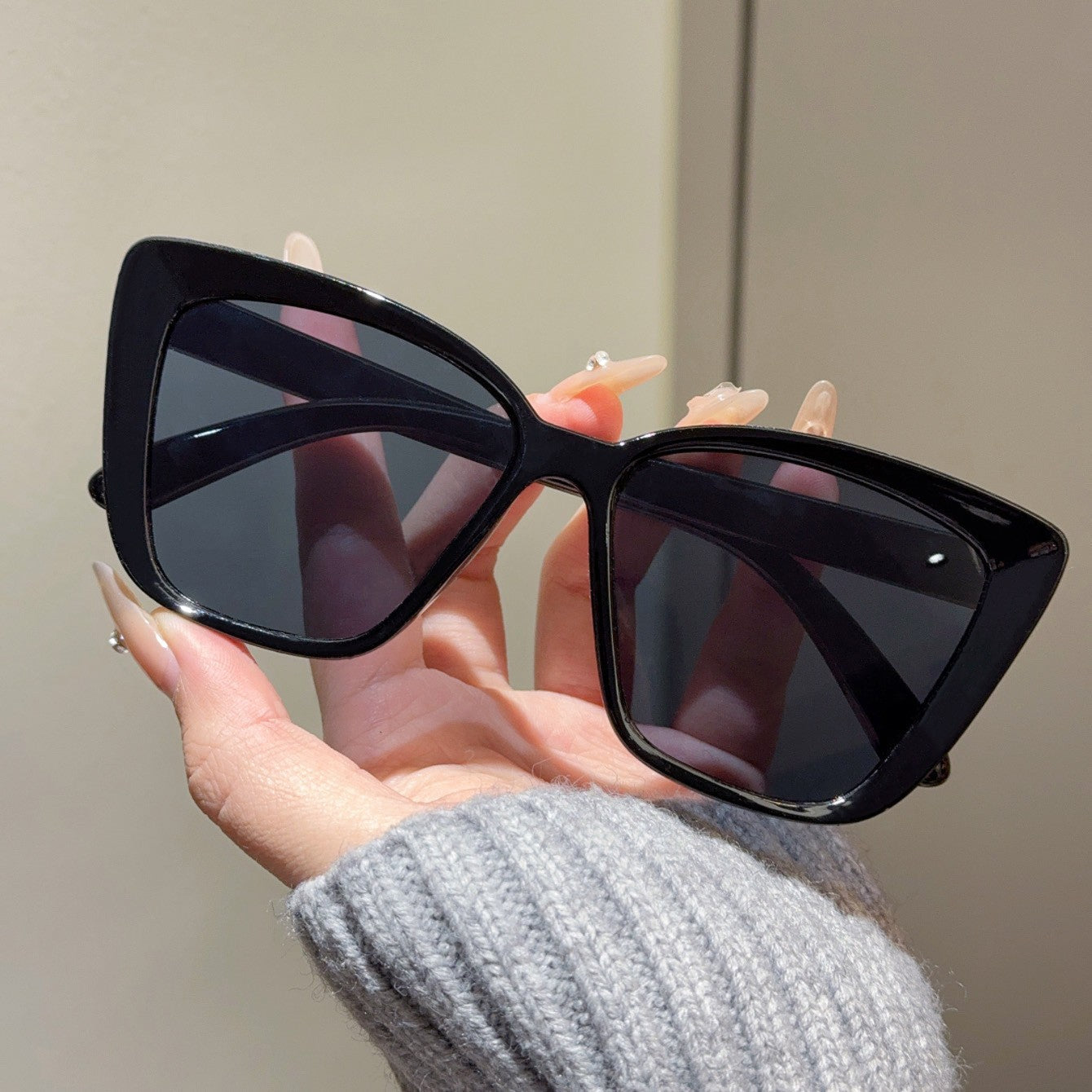 Elenor Oversized Square Glasses