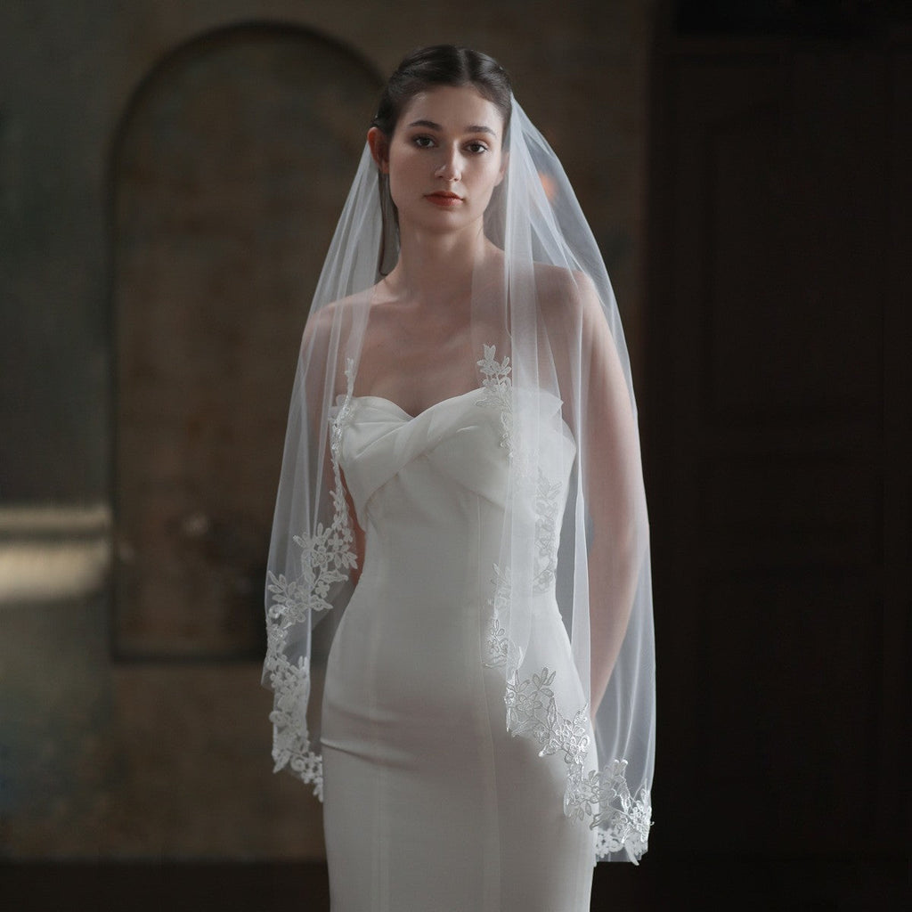 Evelisse Lace Bridal Veil
