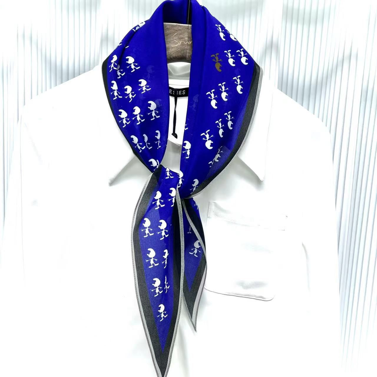 Isolde Diamond Silk Neckerchief