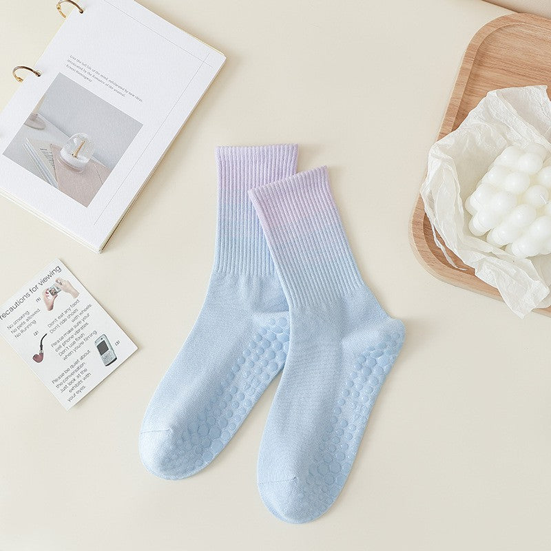 Liora Gradient Non-Slip Yoga Socks