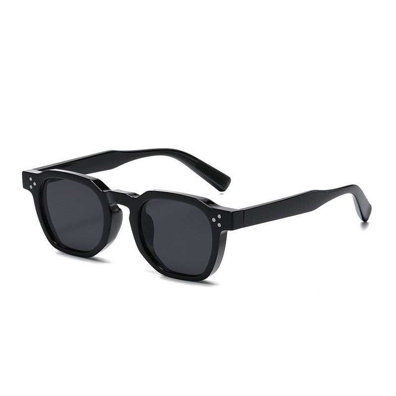 Solenne Fashion Round Sunglasses