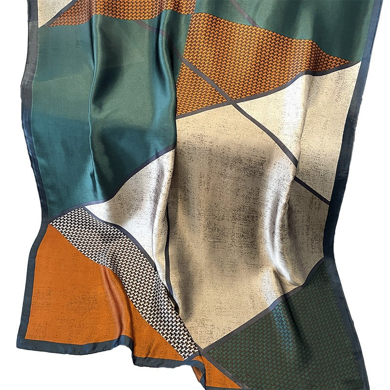 Solenne Houndstooth Silk Scarf